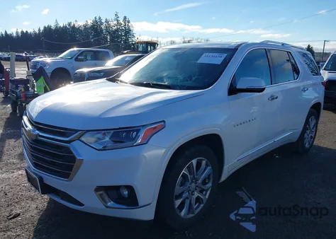 2020 Chevrolet Traverse Awd Premier z USA, uszkodzony, nr VIN 1GNEVKKW9LJ275540